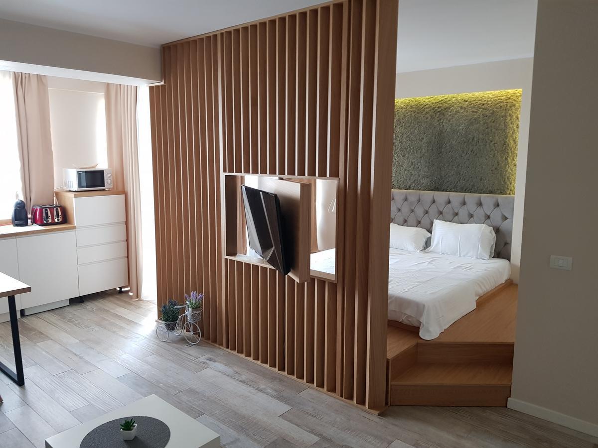 Miramar Residence Mamaia Exterior photo